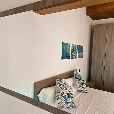 Apartment Maisonnette Terrace Lierna